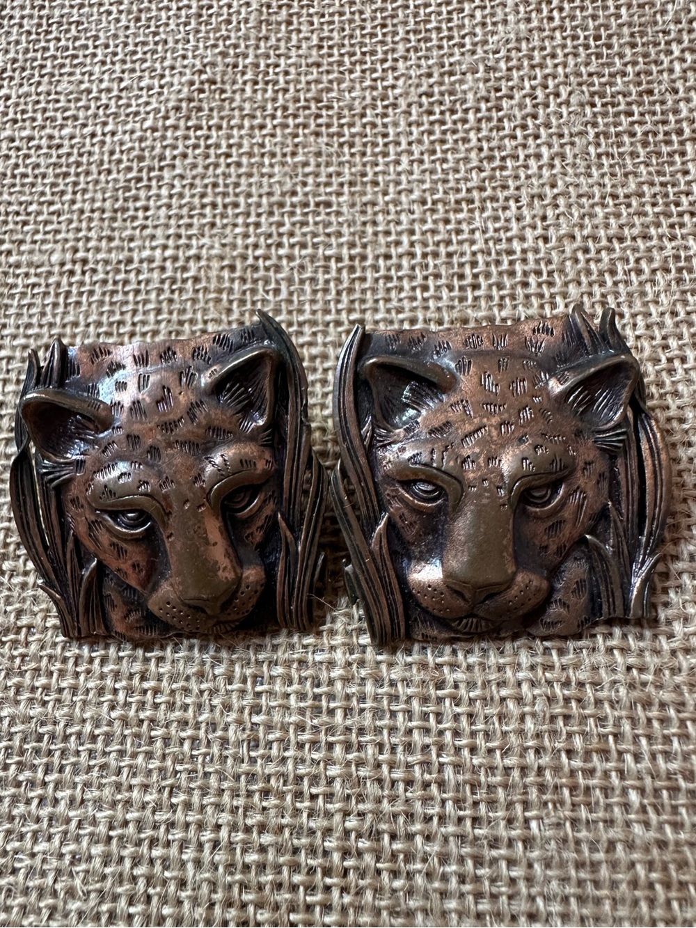✨5/$25 1986 JJ Metal Cheetah Earrings